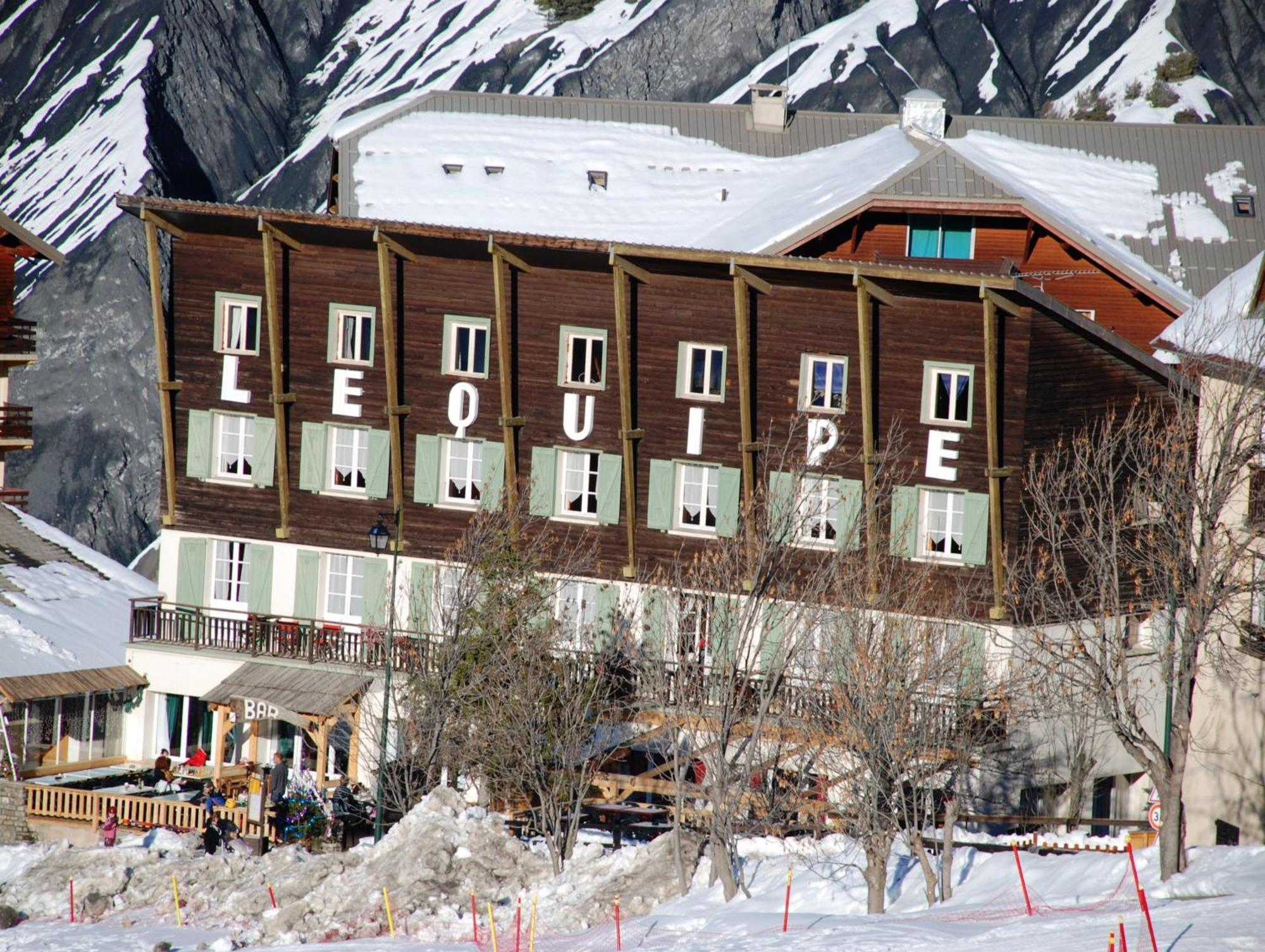 Hotel L'Equipe Le Sauze Exterior foto